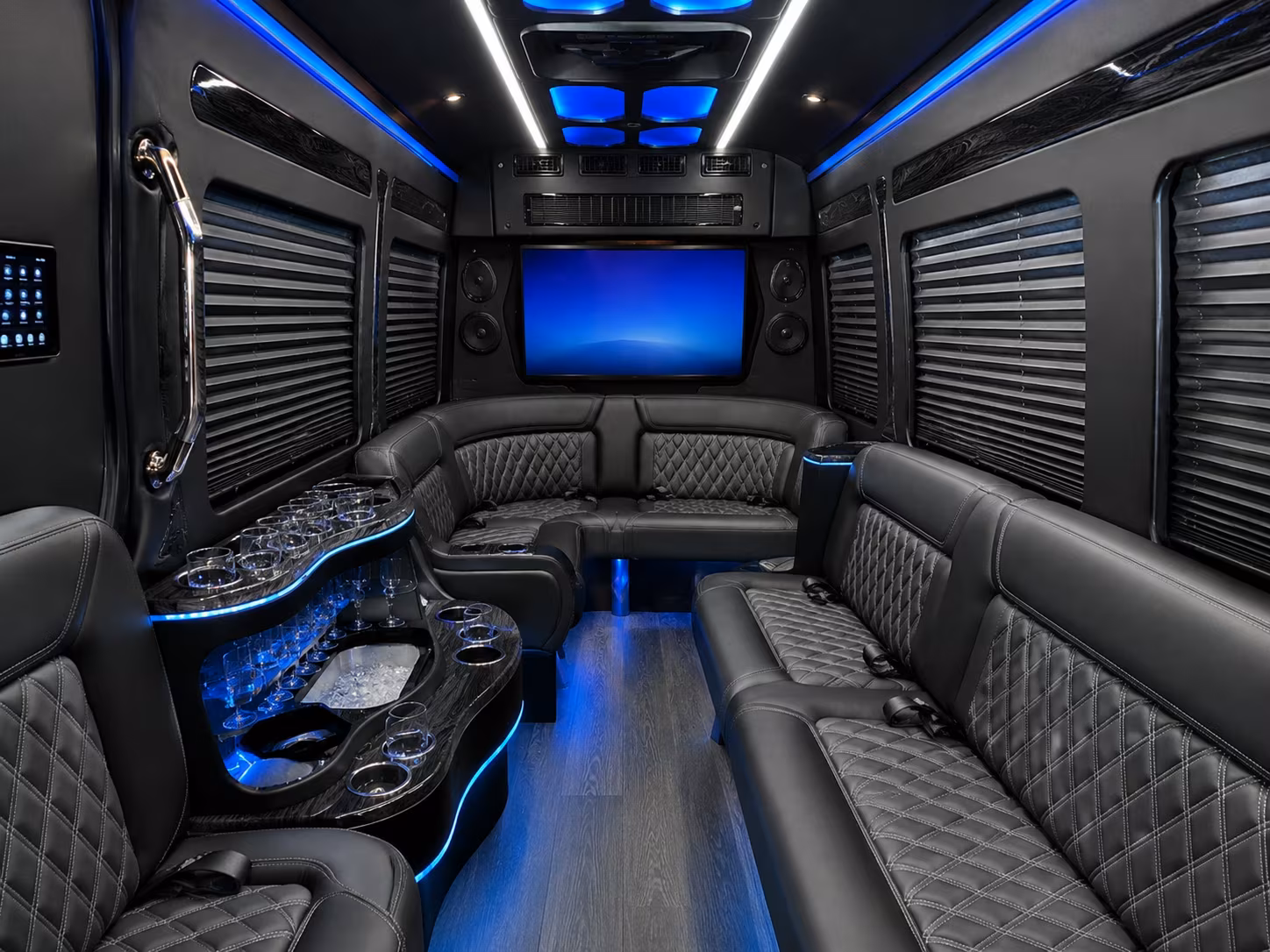 it s easy to find prom buses that fit your group size and your budget