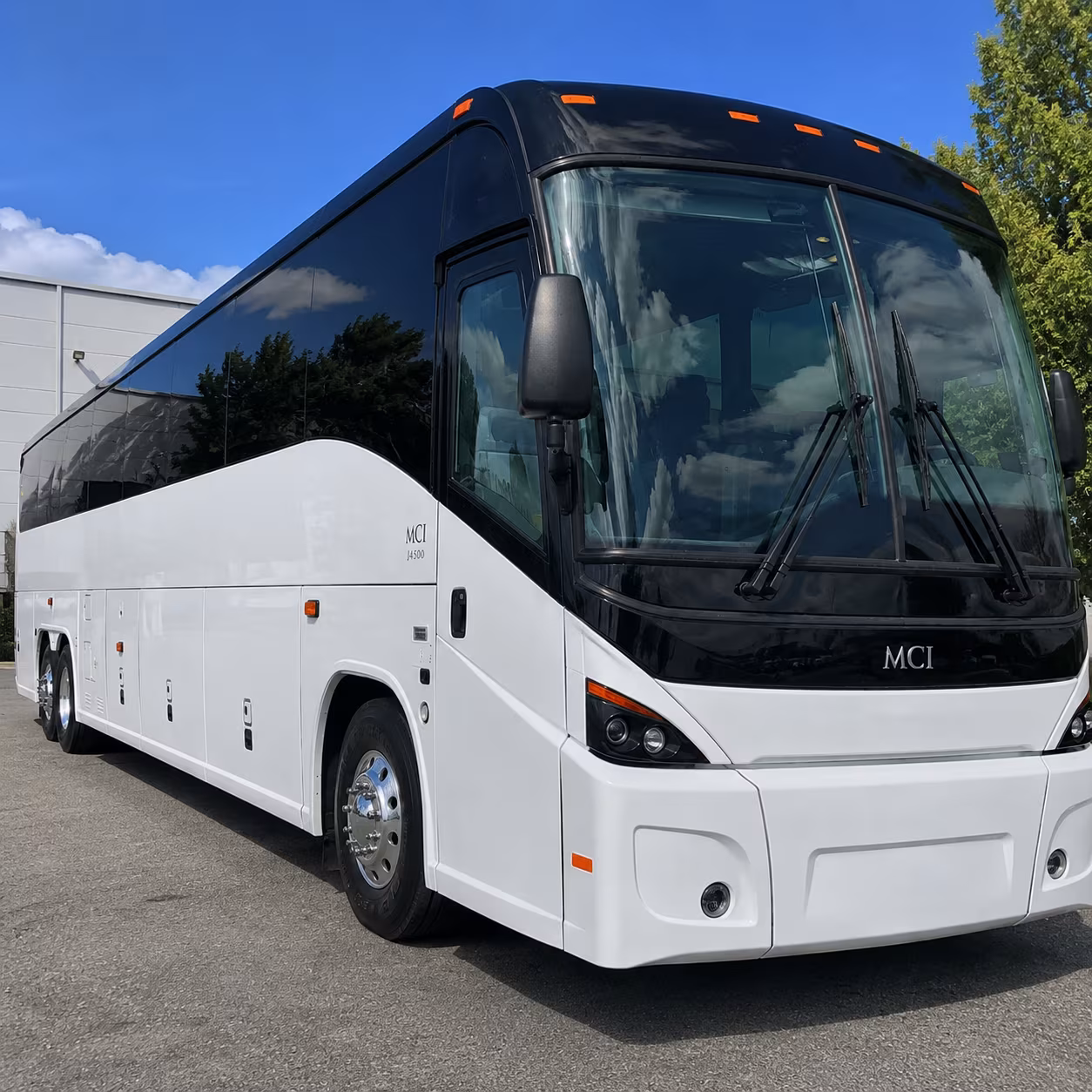 waltham charter bus